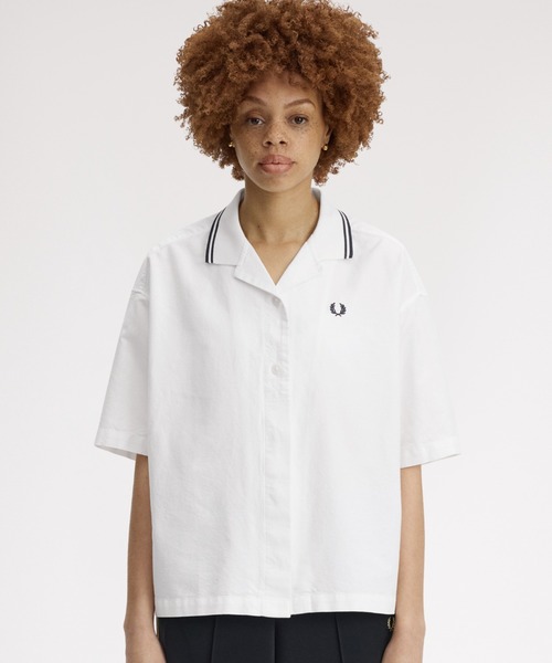 FRED PERRY（フレッドペリー）の「Tipped Placket Detail Shirt／ティップラインプラケットシャツ（シャツ/ブラウス・レディース・ホワイト/ネイビー・10）」の10枚目の写真