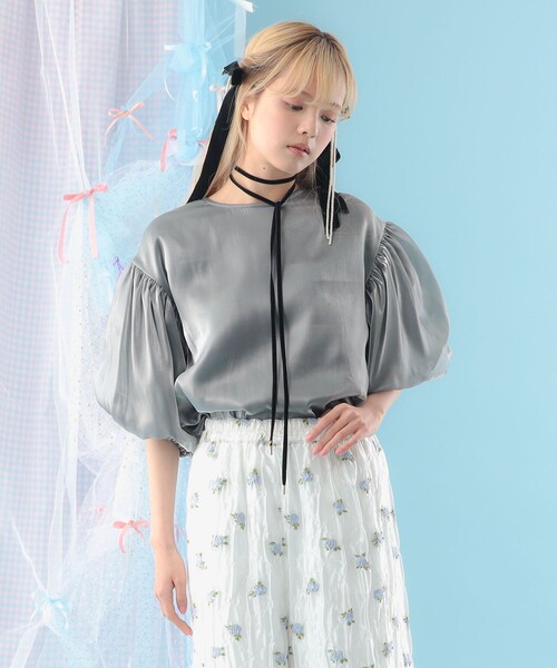 CAROLINA GLASER（カロリナ グレイサー）の「オーガンジー バルーンスリーブ プルオーバー ブラウス（シャツ/ブラウス・レディース・ホワイト系その他5/グレー・ONE SIZE）」の2枚目の写真