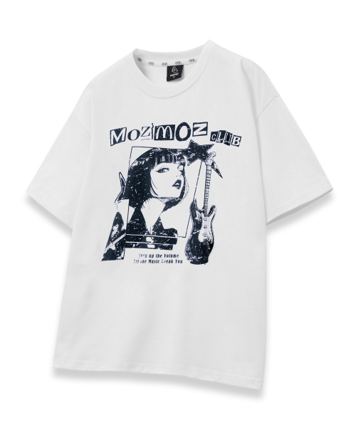 MOZMOZ(モズモズ)の「コミックガール オーバーサイズ 半袖Tシャツ ホワイト(Tシャツ/カットソー・レディース・その他・XXL/XL/M)」の1枚目の写真