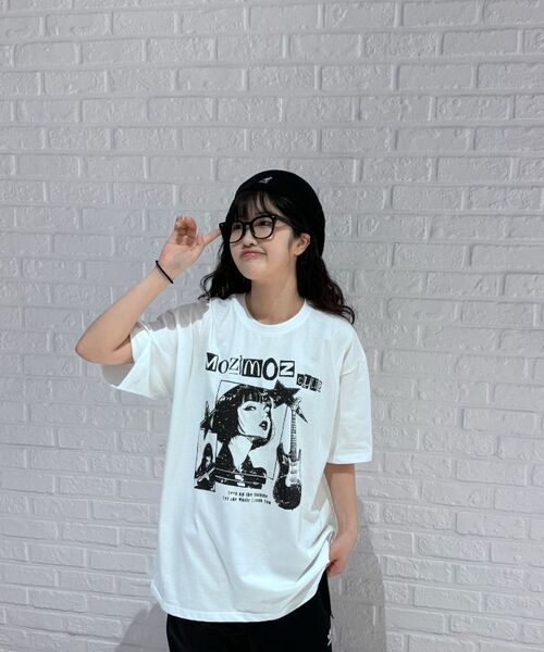 MOZMOZ(モズモズ)の「コミックガール オーバーサイズ 半袖Tシャツ ホワイト(Tシャツ/カットソー・レディース・その他・XXL/XL/M)」の9枚目の写真