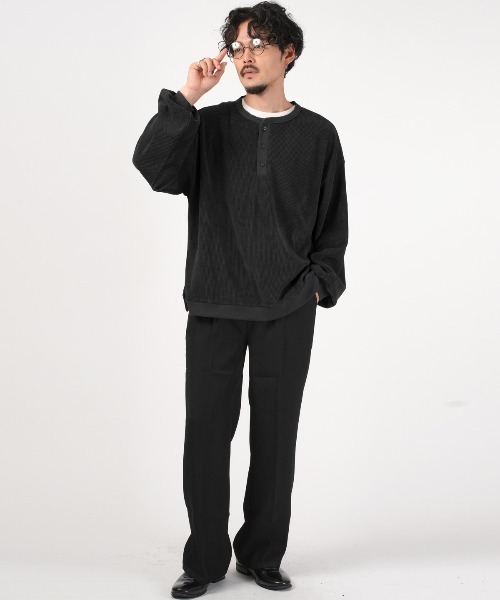 revertical(リバーティカル)の「revertical(リバーティカル)コーデュロイヘンリーネックロンT(Tシャツ/カットソー・メンズ・グレイッシュベージュ/ワイン/チャコール/ネイビー・L/M)」の20枚目の写真