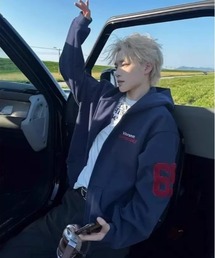 B.R.U（ブル）の「ナンバリングジップアップパーカー（パーカー）」