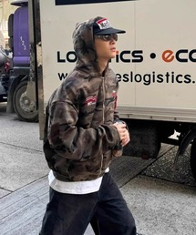 B.R.U（ブル）の「ナンバリングジップアップパーカー（パーカー）」