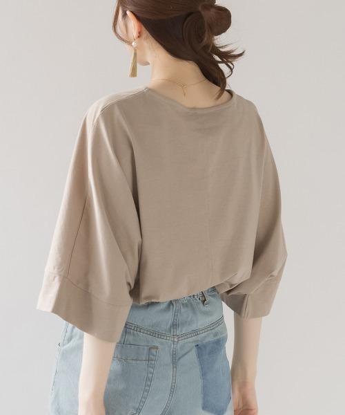 aity（アイティ）の「M-5L ボートネック ドルマンゆるTシャツ 夏服（Tシャツ/カットソー・レディース・ブラック/オフホワイト/チャコールグレー/グレイッシュベージュ・4L～5L/LL～3L/M～Ｌ）」の22枚目の写真