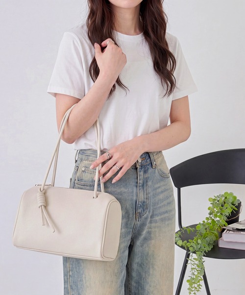 &MyuQ(アンドミューク)の「【&MyuQ】KORO/ショルダーハンドバッグ(ショルダーバッグ・レディース・ブラック/グレイッシュベージュ/オフホワイト・FREE)」の16枚目の写真