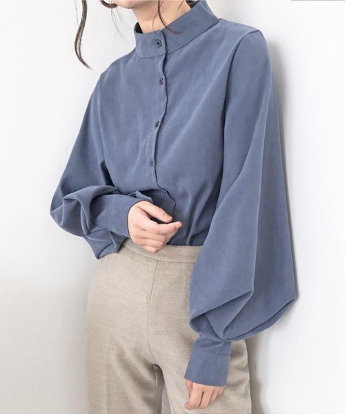Flugge(フラッジー)の「ボリュームブラウス(シャツ/ブラウス・レディース・ブルー/ホワイト・MEDIUM/LARGE)」の1枚目の写真