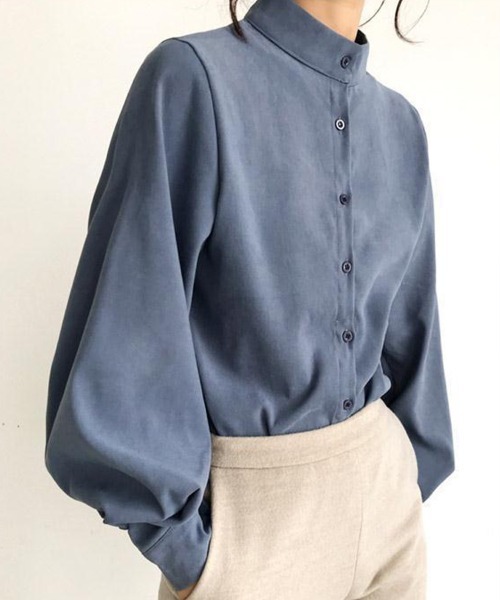 Flugge(フラッジー)の「ボリュームブラウス(シャツ/ブラウス・レディース・ブルー/ホワイト・MEDIUM/LARGE)」の4枚目の写真