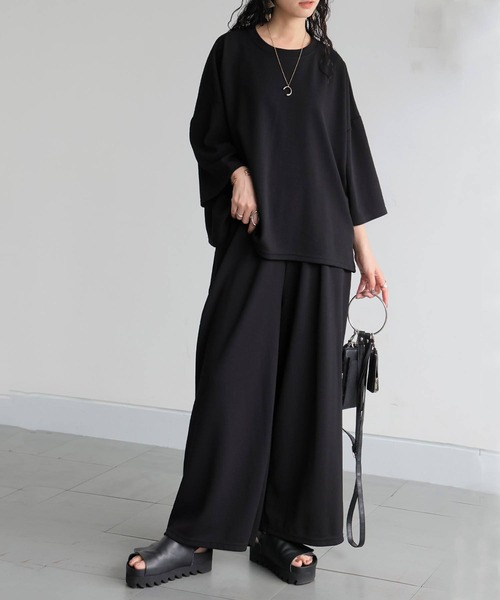 antiqua(アンティカ)の「速乾 ドルマン トップス ワイドパンツ セットアップ(Tシャツ/カットソー・レディース・ブラック/グレー・P/R)」の13枚目の写真