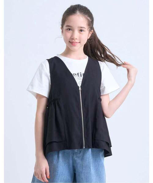pom ponette junior(ポンポネットジュニア)の「ペプラムジレ×インナーTシャツ(シャツ/ブラウス・キッズ・ブラック/カーキ・LL(165cm)/L:160cm/M:150cm/S:140cm)」の2枚目の写真