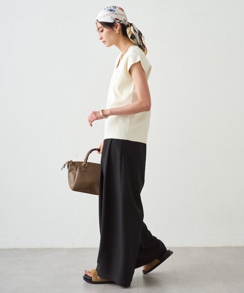 LOUNGEDRESS(ラウンジドレス)の「2WAYツヤニット(ニット/セーター・レディース・キャメル/ブラック/オフホワイト/オレンジ・FREE)」の8枚目の写真