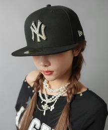 NEW ERA（ニューエラ）の「【NEWERA/ニューエラ】ロゴキャップ/パールビジュ―ロゴ/ヤンキース・ドジャース（キャップ）」
