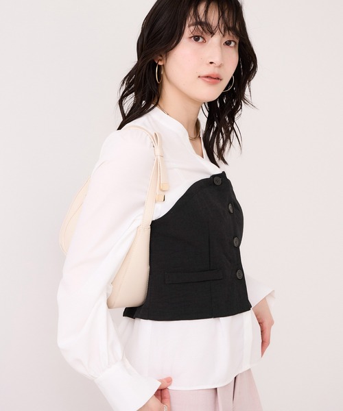 VIS（ビス）の「美easy前開きビスチェドッキングシャツ/イージーケア・接触冷感・セットアップ対応（シャツ/ブラウス・レディース・ブラック/キナリ/グレー・FREE）」の5枚目の写真