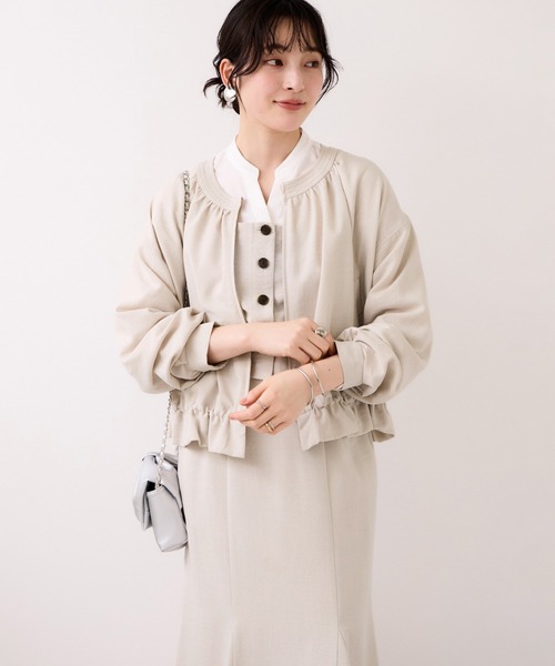 VIS（ビス）の「美easy前開きビスチェドッキングシャツ/イージーケア・接触冷感・セットアップ対応（シャツ/ブラウス・レディース・ブラック/キナリ/グレー・FREE）」の21枚目の写真