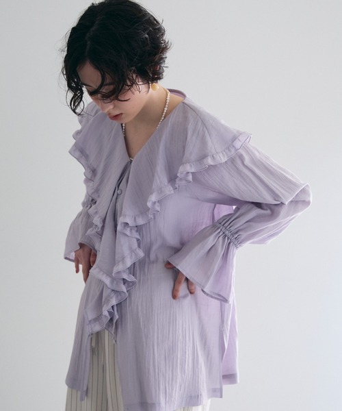 Trish（トリッシュ）の「ラッフルカラーフリルブラウス（シャツ/ブラウス・レディース・ブラック/ベージュ/ブラウン/ホワイト/ブルー・MEDIUM）」の21枚目の写真