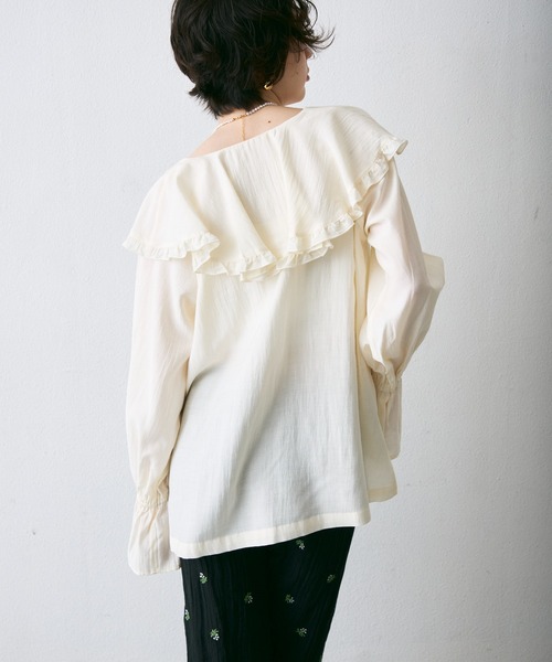 Trish（トリッシュ）の「ラッフルカラーフリルブラウス（シャツ/ブラウス・レディース・ブラック/ベージュ/ブラウン/ホワイト/ブルー・MEDIUM）」の9枚目の写真