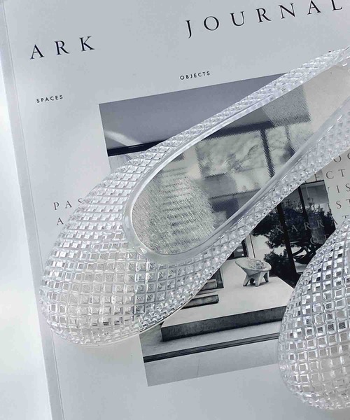 AS KNOW AS plus（アズノゥアズプラス）の「クリアメッシュフラットパンプス（パンプス・レディース・ブラック/ホワイト/ネイビー/グレー・L/M）」の17枚目の写真