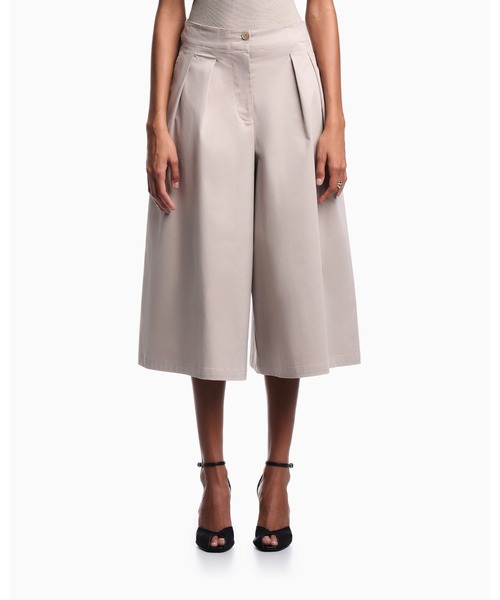 EMPORIO ARMANI(エンポリオアルマーニ)の「【エンポリオ アルマーニ】キュロット 起毛ストレッチコットン(その他パンツ・レディース・ベージュ・38)」の1枚目の写真