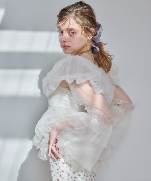 etre loin(エトルワン)の「Rose tulle off shoulder blouse(シャツ/ブラウス・レディース・ピンク/ホワイト/ブラック・M)」の6枚目の写真