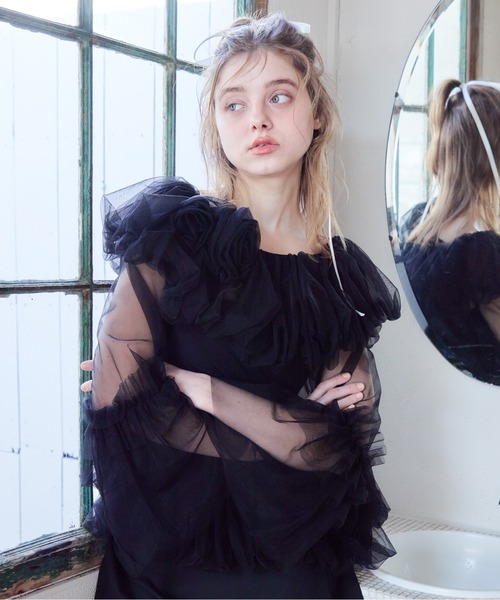 etre loin(エトルワン)の「Rose tulle off shoulder blouse(シャツ/ブラウス・レディース・ピンク/ホワイト/ブラック・M)」の5枚目の写真