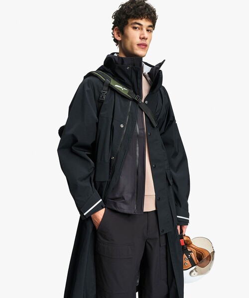 AIGLE(エーグル)の「透湿防水 リフレクティブ サイクリング ロングレインコート(トレンチコート・メンズ・サンドベージュ/ブラック・M/L/S)」の2枚目の写真