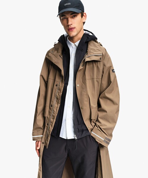AIGLE(エーグル)の「透湿防水 リフレクティブ サイクリング ロングレインコート(トレンチコート・メンズ・サンドベージュ/ブラック・M/L/S)」の3枚目の写真