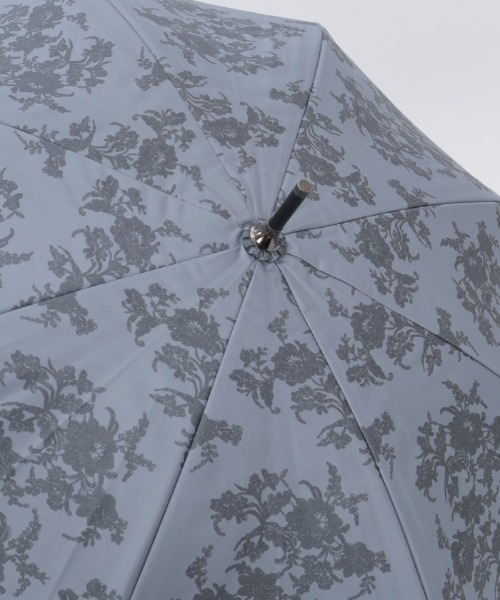 axes femme（アクシーズファム）の「レース柄晴雨兼用ショート傘（長傘・レディース・チャコール/ラベンダー・FREE）」の7枚目の写真