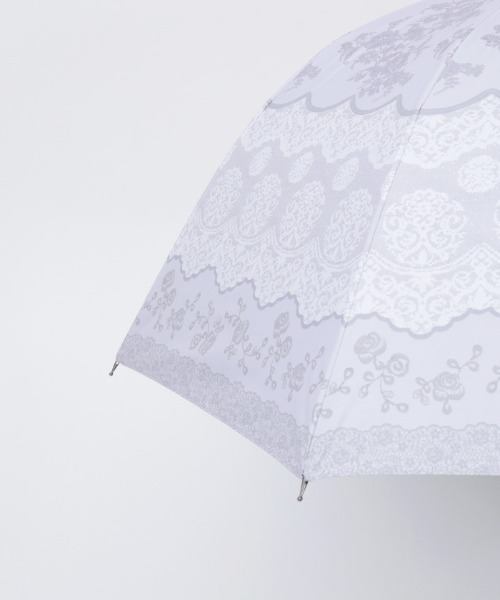 axes femme（アクシーズファム）の「レース柄晴雨兼用ショート傘（長傘・レディース・チャコール/ラベンダー・FREE）」の13枚目の写真