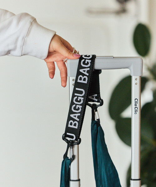 BAGGU(バグー)の「BAGGU/バグゥ Attachable Strap(ショルダーバッグ・メンズ・ブラウン/キャメル/ブラック/その他9・ONE SIZE)」の17枚目の写真