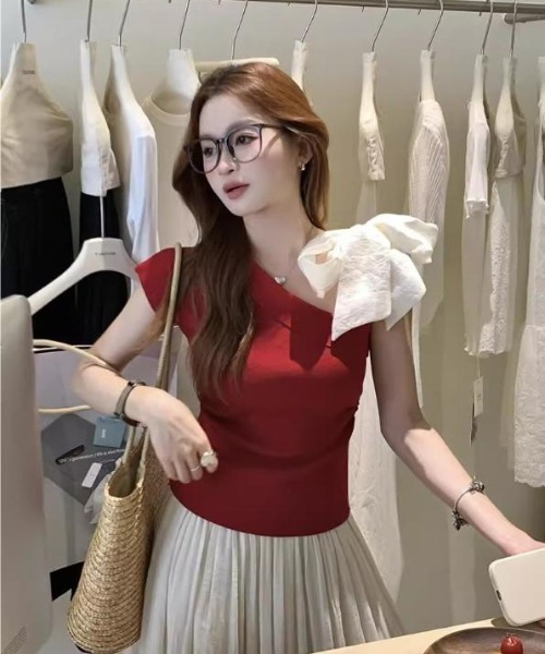 SHEPP(シープ)の「【ワンショルダー】リボンストラップ アシンメトリー デザイントップス フレンチスリーブ(Tシャツ/カットソー・レディース・イエロー/ブラック/ホワイト/レッド・F)」の11枚目の写真