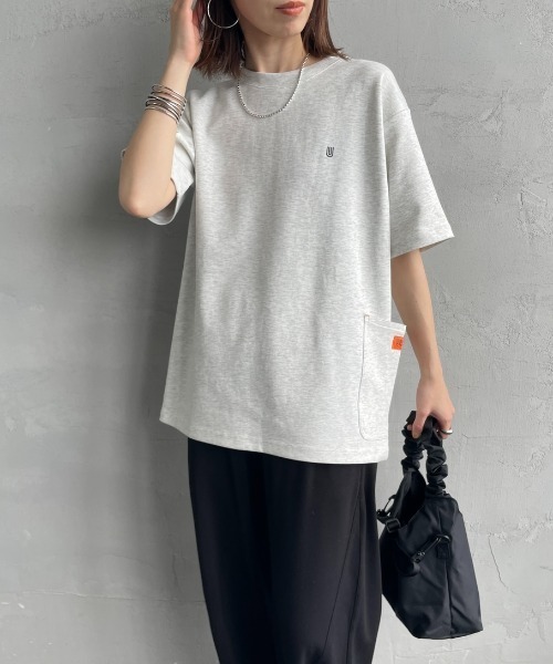 UNIVERSAL OVERALL（ユニバーサルオーバーオール）の「[UNIVERSAL OVERALL/ユニバーサルオーバーオール] 別注 ポンチカバーオールTシャツ（Tシャツ/カットソー・レディース・オフホワイト/ブラック/ライトグレー/チャコールグレー・L/M/S）」の13枚目の写真