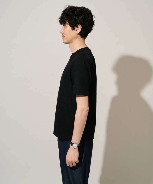a.v.v(アーヴェヴェ)の「【イージーケア/洗濯機で洗える/接触冷感/毛玉になりにくい】ワイドハニカムジャカードクルーネックスマートTシャツ(Tシャツ/カットソー・メンズ・ブラック/ホワイト・48/50/46)」の14枚目の写真