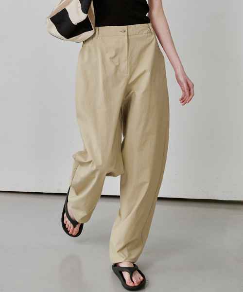 MALOUPE（マロップ）の「2174 ライトチノリラックスパンツ（ベージュ）（その他パンツ・レディース・ベージュ・30/26/28）」の5枚目の写真