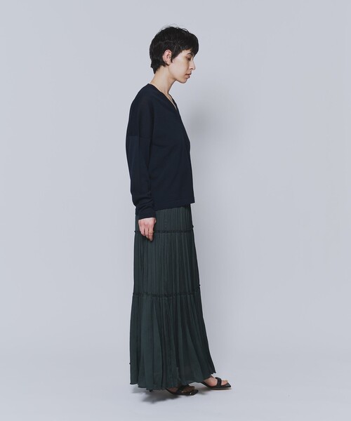 1er Arrondissement(プルミエアロンディスモン)の「楊柳サテンティアードプリーツスカート(スカート・レディース・グリーン系その他4/グレー系その他7/ベージュ・36/38)」の7枚目の写真