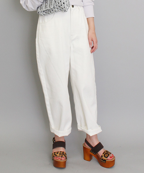 mystic（ミスティック）の「【mystic】ラウンドデニムパンツ（デニムパンツ・レディース・オフホワイト/ブルー/ネイビー・2/1）」の2枚目の写真