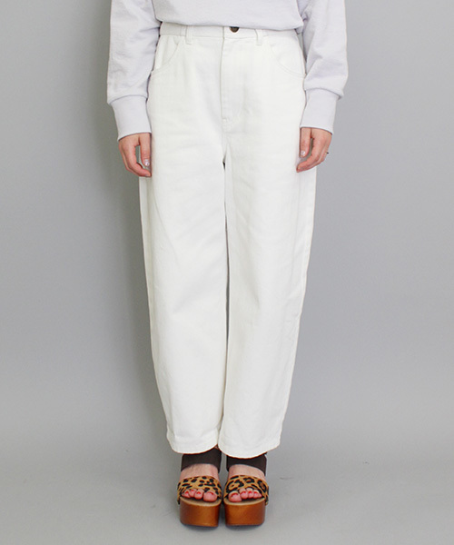 mystic（ミスティック）の「【mystic】ラウンドデニムパンツ（デニムパンツ・レディース・オフホワイト/ブルー/ネイビー・2/1）」の10枚目の写真