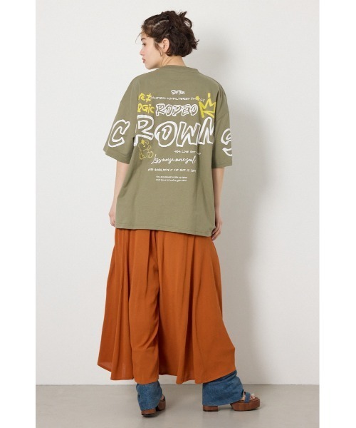 RODEO CROWNS WIDE BOWL(ロデオクラウンズワイドボウル)の「Graffiti プリントTシャツ(Tシャツ/カットソー・レディース・ブラック/カーキ/ピンク/オフホワイト・MEDIUM/LARGE)」の18枚目の写真