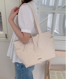 【9型展開】【A4サイズ対応可 / 大容量】星柄ホーボーショルダーバッグ