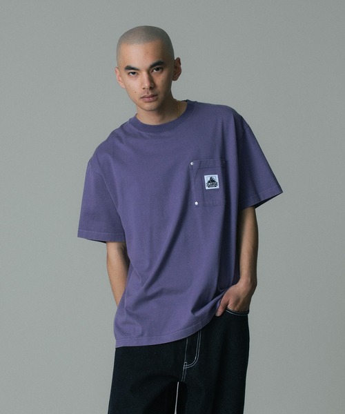 XLARGE(エクストララージ)の「OG S/S POCKET TEE(Tシャツ/カットソー・メンズ・ブラック/ホワイト/パープル・XL/L/M/S)」の5枚目の写真