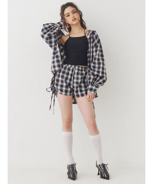 EVRIS(エヴリス)の「フーディーチェックオーバーサイズシャツ【セットアップ着用可能】 春服(シャツ/ブラウス・レディース・レッド/ブラック・FREE)」の9枚目の写真