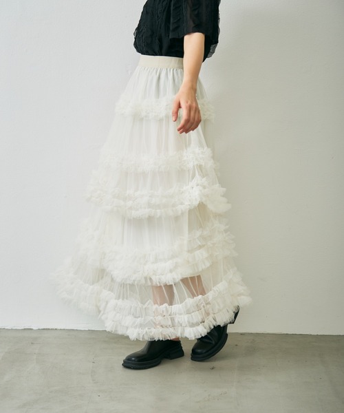 Lunea(ルネア)の「チュールボリュームロングスカート / tulle volume long skirt(スカート・レディース・ホワイト/ブラック・FREE)」の6枚目の写真