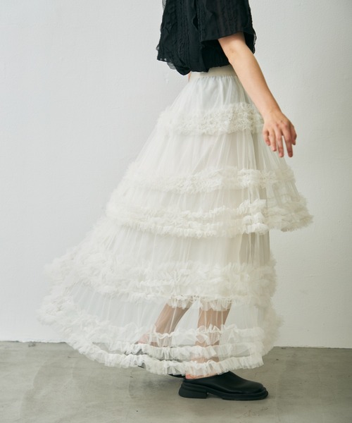 Lunea(ルネア)の「チュールボリュームロングスカート / tulle volume long skirt(スカート・レディース・ホワイト/ブラック・FREE)」の7枚目の写真