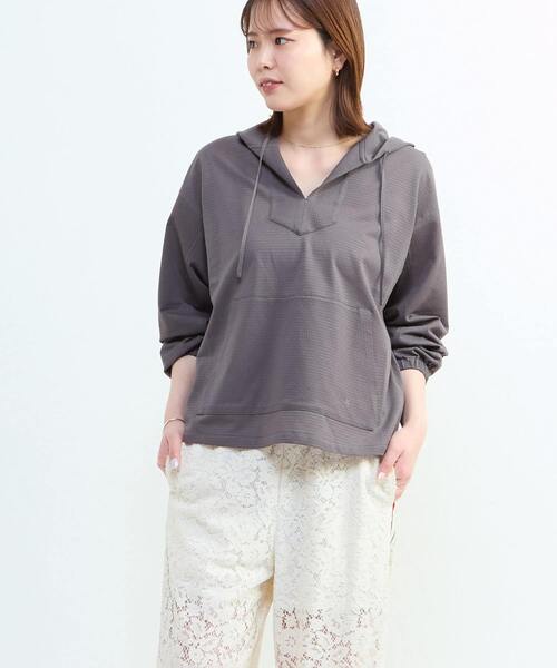 CONVERSE TOKYO(コンバーストウキョウ)の「SHEER JACQUARD MEXICAN HOODIE(Tシャツ/カットソー・レディース・ブラウン/ブラック/オフホワイト・FREE)」の3枚目の写真