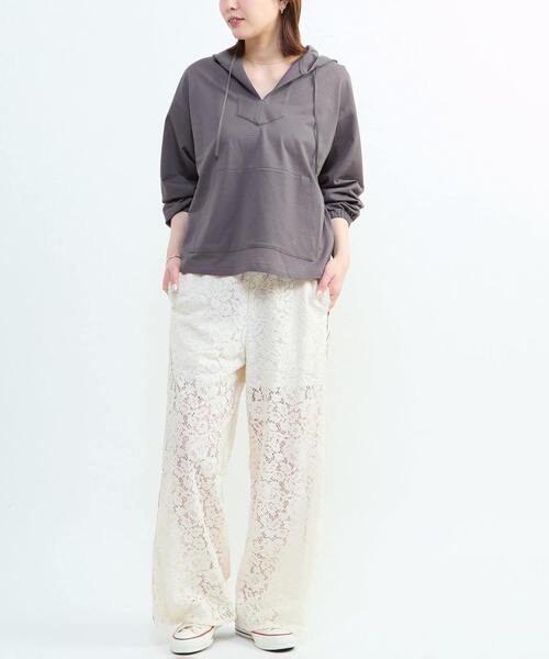 CONVERSE TOKYO(コンバーストウキョウ)の「SHEER JACQUARD MEXICAN HOODIE(Tシャツ/カットソー・レディース・ブラウン/ブラック/オフホワイト・FREE)」の9枚目の写真