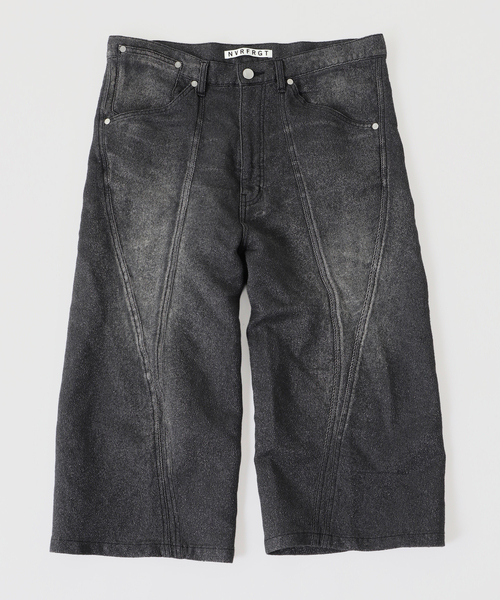 NVRFRGT（ネヴァーフォーゲット）の「NVRFRGT / ネヴァーフォーゲット GLITTER TWILL 3D TWISTED JORTS（デニムパンツ・メンズ・ブラック系その他・3/2）」の4枚目の写真