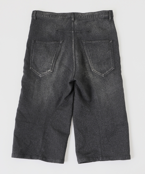 NVRFRGT（ネヴァーフォーゲット）の「NVRFRGT / ネヴァーフォーゲット GLITTER TWILL 3D TWISTED JORTS（デニムパンツ・メンズ・ブラック系その他・3/2）」の5枚目の写真