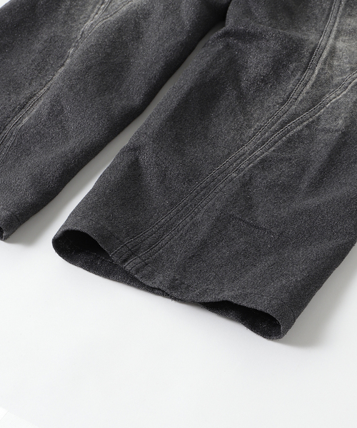 NVRFRGT（ネヴァーフォーゲット）の「NVRFRGT / ネヴァーフォーゲット GLITTER TWILL 3D TWISTED JORTS（デニムパンツ・メンズ・ブラック系その他・3/2）」の8枚目の写真