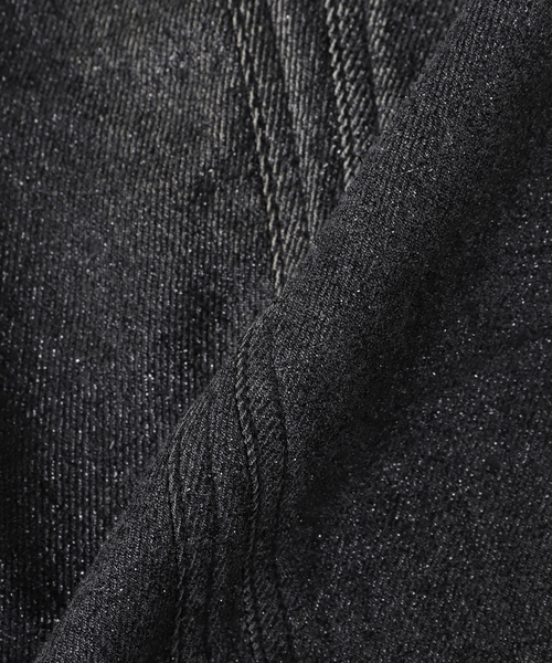 NVRFRGT（ネヴァーフォーゲット）の「NVRFRGT / ネヴァーフォーゲット GLITTER TWILL 3D TWISTED JORTS（デニムパンツ・メンズ・ブラック系その他・3/2）」の9枚目の写真
