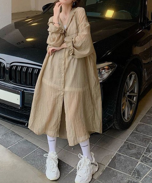 mielu(ミエル)の「シアーフーディーロングシャツ(シャツ/ブラウス・レディース・ベージュ/イエロー・LARGE/MEDIUM)」の13枚目の写真