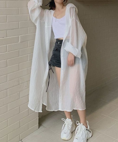 mielu(ミエル)の「シアーフーディーロングシャツ(シャツ/ブラウス・レディース・ベージュ/イエロー・LARGE/MEDIUM)」の3枚目の写真