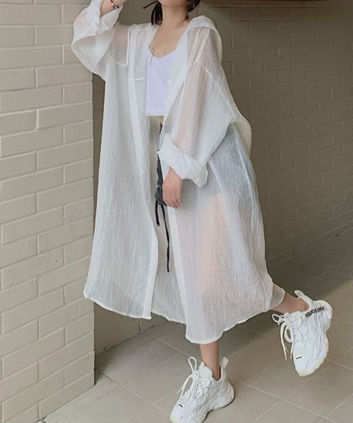 mielu(ミエル)の「シアーフーディーロングシャツ(シャツ/ブラウス・レディース・ベージュ/イエロー・LARGE/MEDIUM)」の6枚目の写真